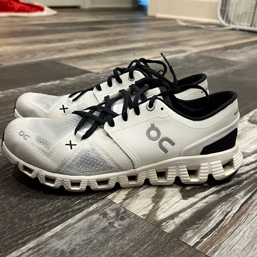 Almost brand new, only worn 3-5 times.